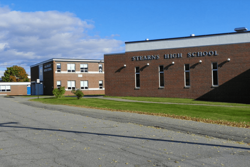 Giao diện người dùng thân thiện của phần mềm soi cầu xổ số, hiển thị các biểu đồ phân tích tần suất và chu kỳ số.