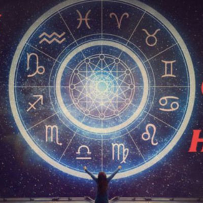 hình ảnh kết hợp giữa tiền tệ và các con số xổ số tượng trưng cho giải đặc biệt